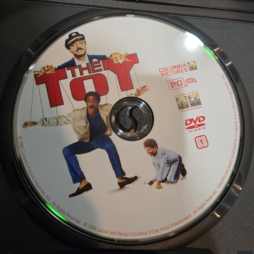 The Toy DVD - Classic Comedy with Red Cover Art - Picture 3 of 3